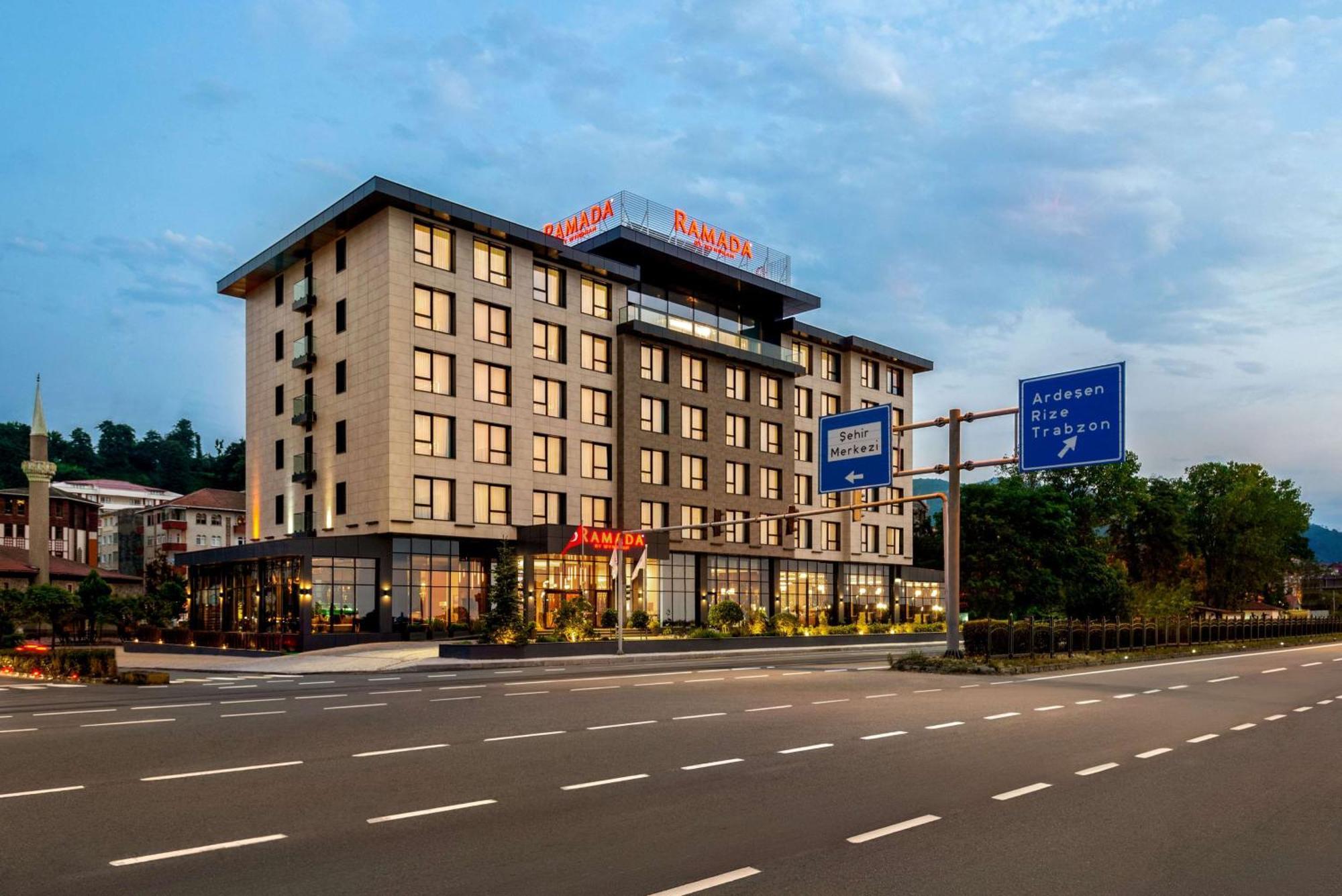 Ramada By Wyndham Rize Findikli Hotel Kültér fotó